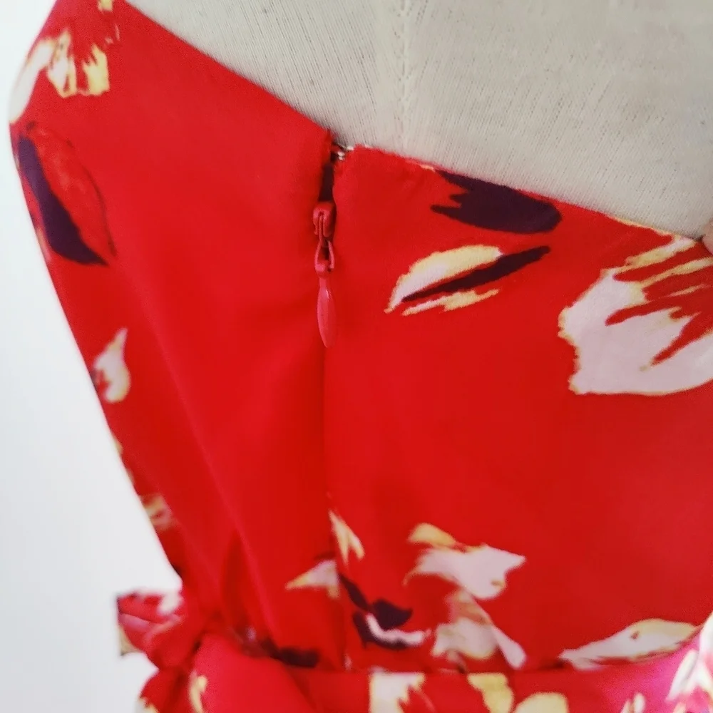 Red Floral Strapless Dress by Express / Size 6 - Picture 6 of 9